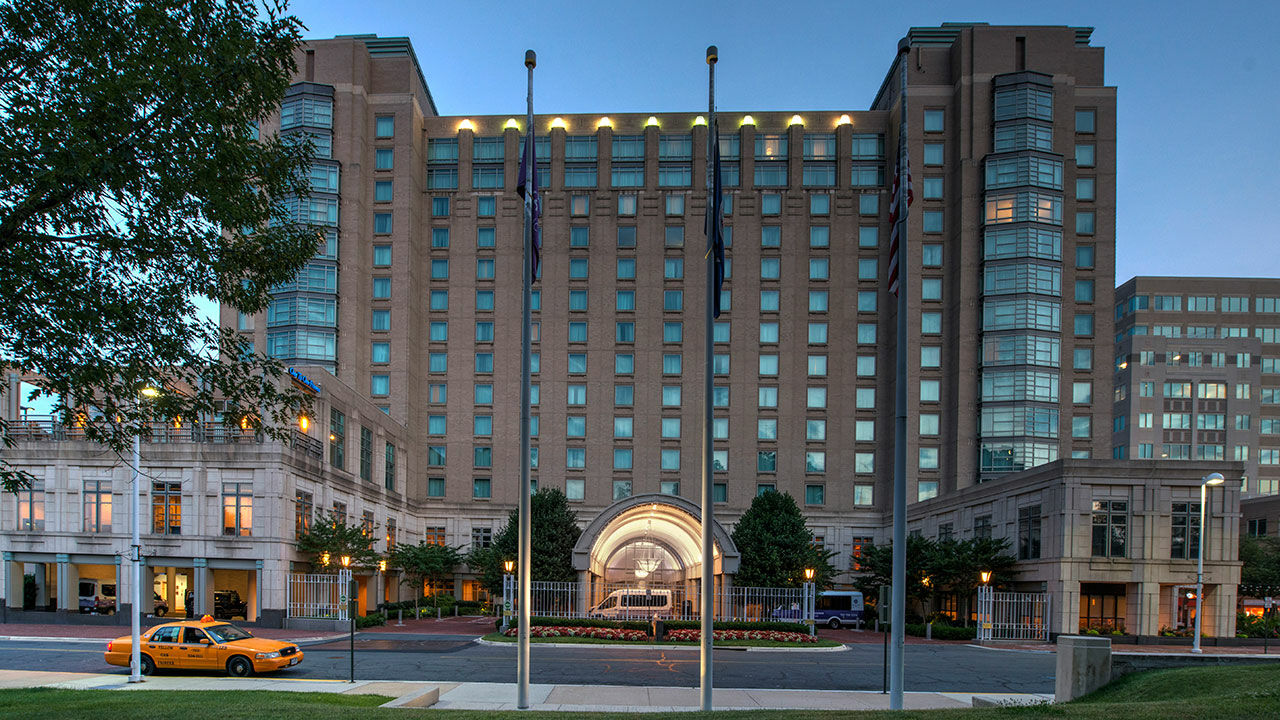 ไฮแอท รีเจนซี เรสตัน Hotel ภายนอก รูปภาพ